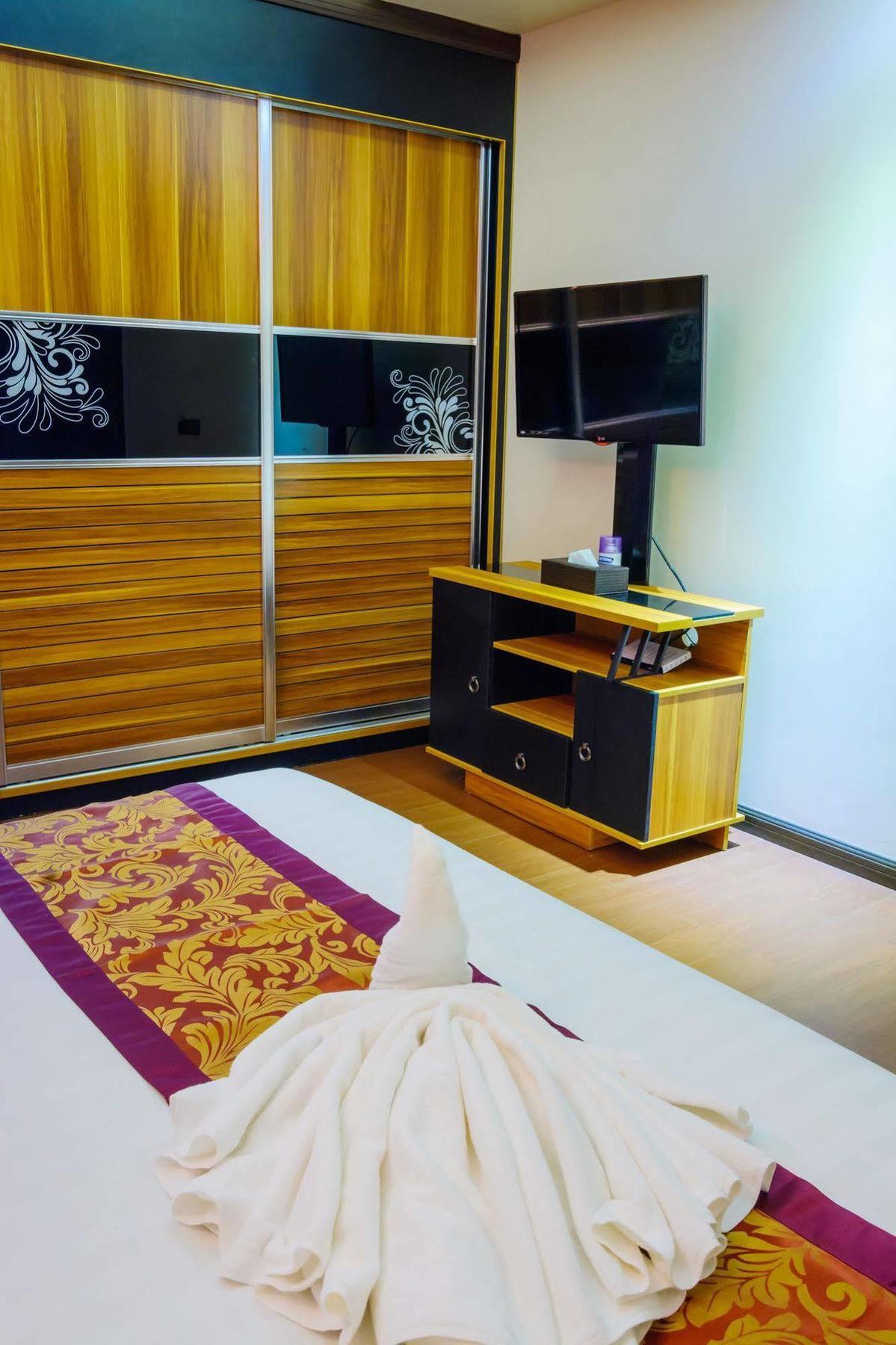 Clear Sky Inn Hulhumalé Exterior foto